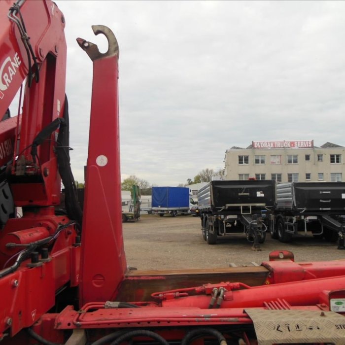 MAN TGM 18.290, Ruka HYVA HB100X