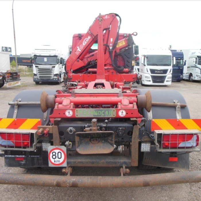 MAN TGM 18.290, Ruka HYVA HB100X