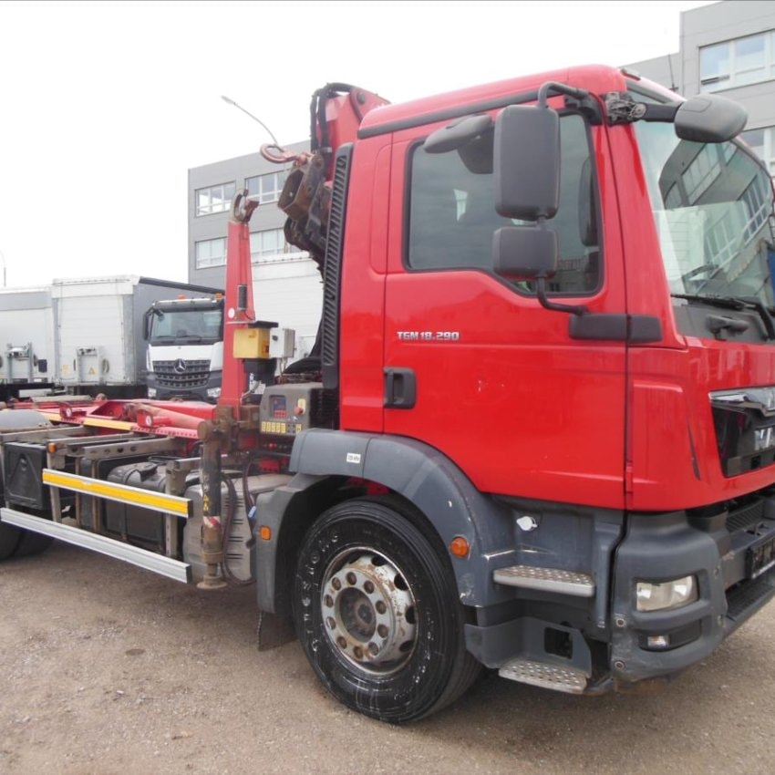 MAN TGM 18.290, Ruka HYVA HB100X