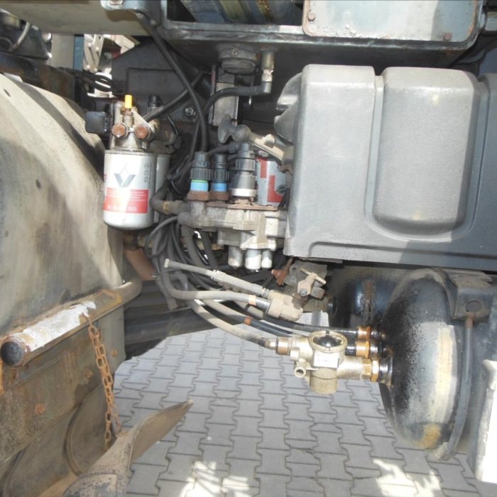 Renault Midlum 220.14,4x4, plošina čela Tel 18, izolovaná