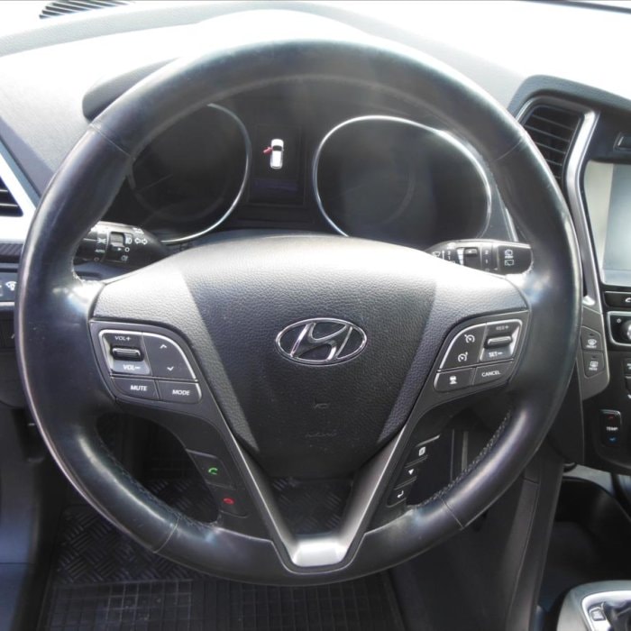 Hyundai Santa Fe 2,2 CRDi, 4x4, Automat, Kůže, Panorama