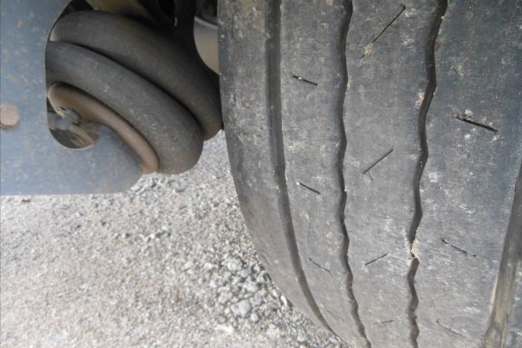 Schwarzmüller SPA 3/E, 2 x zvedací náprava