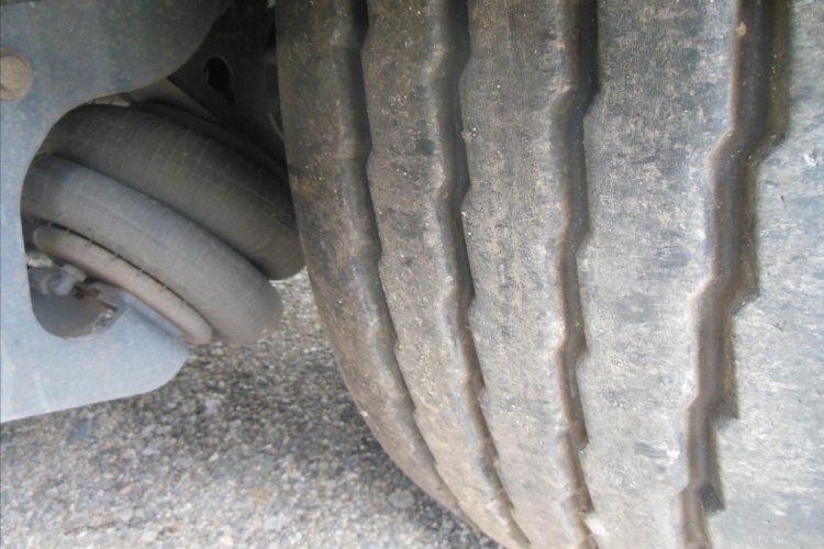 Schwarzmüller SPA 3/E, 2 x zvedací náprava